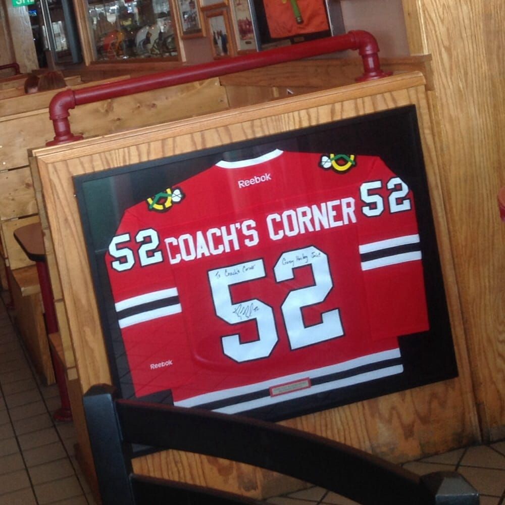 Coach's Corner Pizzeria & Sports Grill - Elk Grove Vill Comfortable