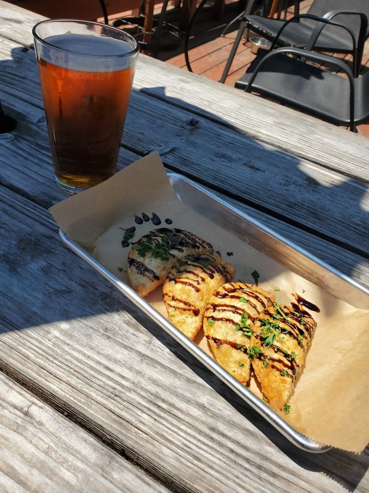 Rachael's Sports Food & Fun - Savannah Information