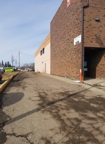 Light Works Esthetics ltd. - Grande Prairie Wheelchairs