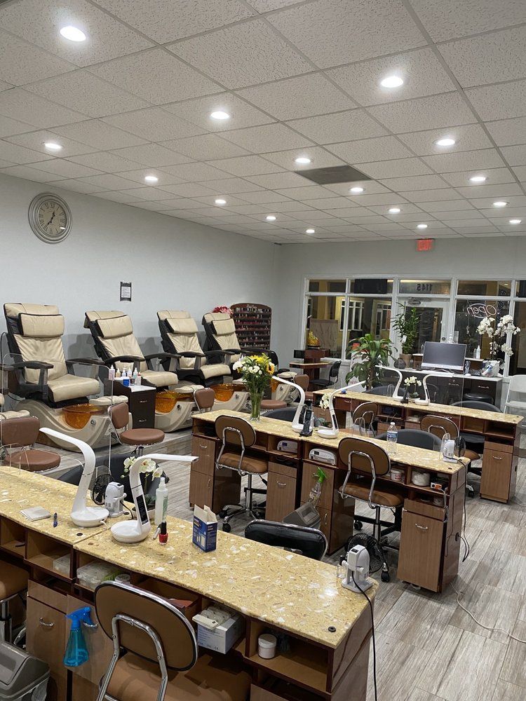Nails Spa BK - Fort Lauderdale Wheelchairs