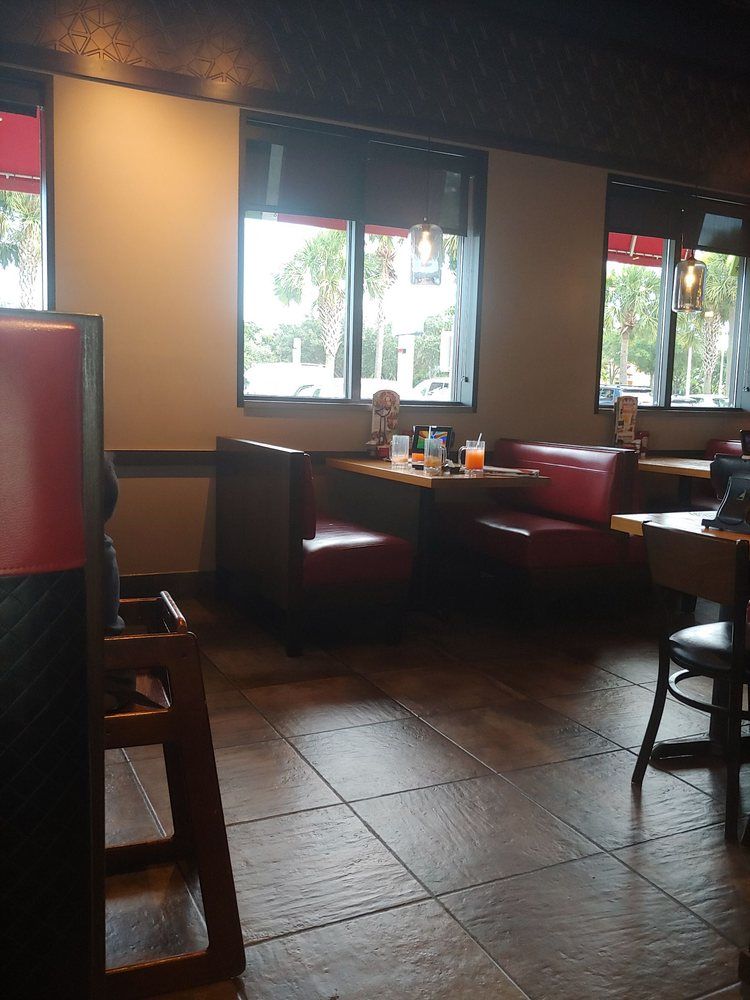 Chili's Bar and Grill - Palm Springs Informative