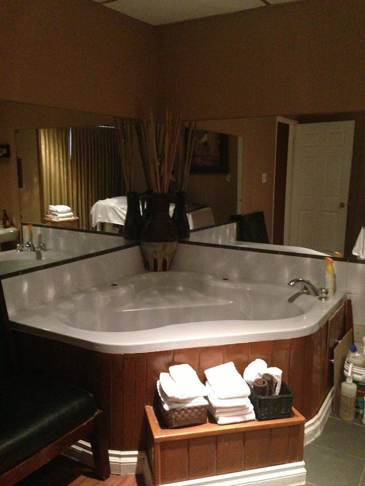 Carrie's VIP Body Care - Calgary Wheelchairs