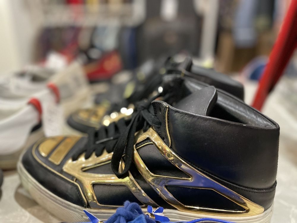 Cure Thrift Shop - New York Thumbnails