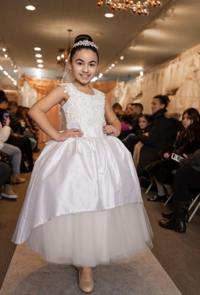 Bebe Elegante Children's Wear - Chicago Information