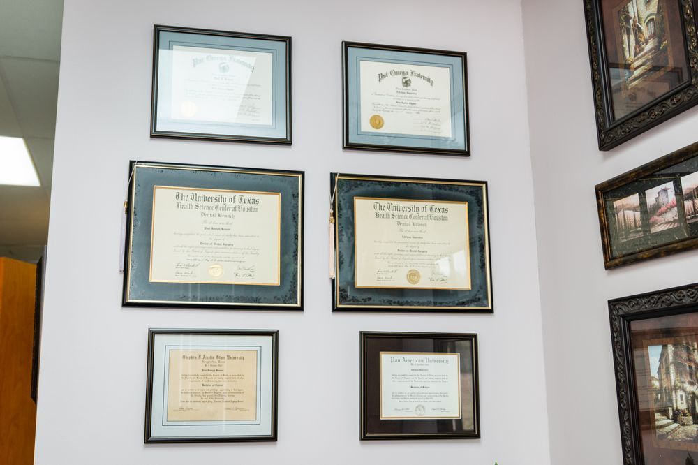 Paul J. Houser DDS & Adriana Guerrero DDS - Friendswood 996-8392the