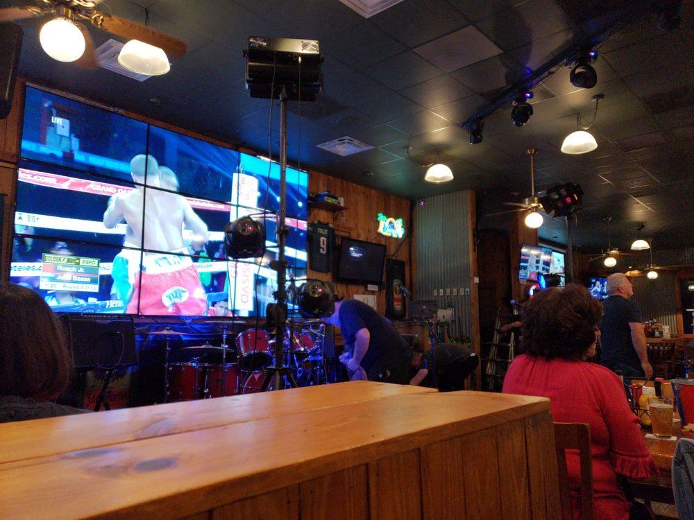 Rachael's Sports Food & Fun - Savannah Informative