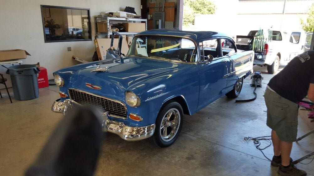 Ellington Autoglass - Arlington Information