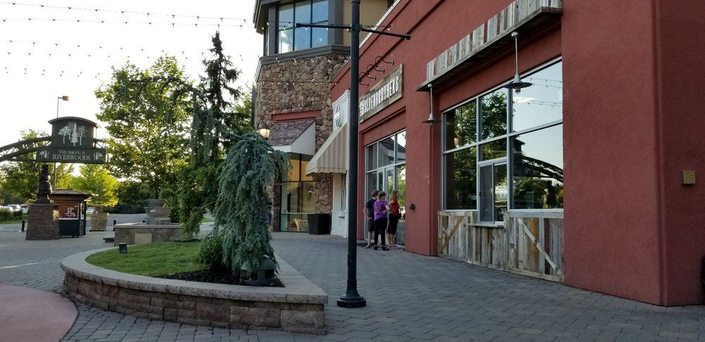 Seven Brothers Burgers - Provo Maintenance