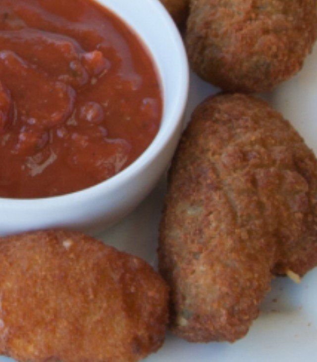 Nueva Italy Pizzeria - Chicago Informative