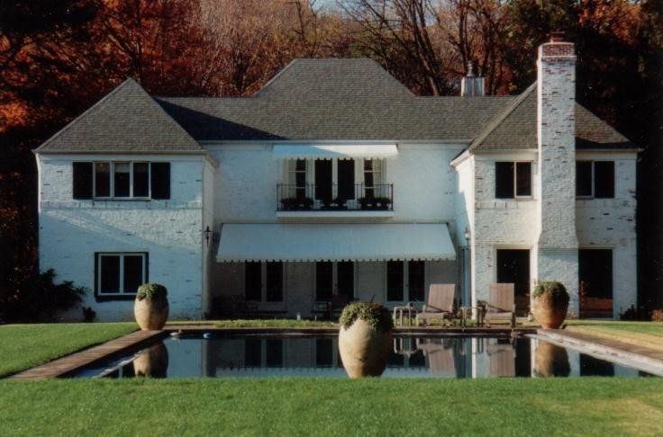 Sun Bloc Retractable Awnings - Bangor Information