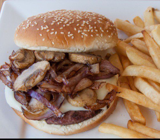 Nueva Italy Pizzeria - Chicago Reasonably