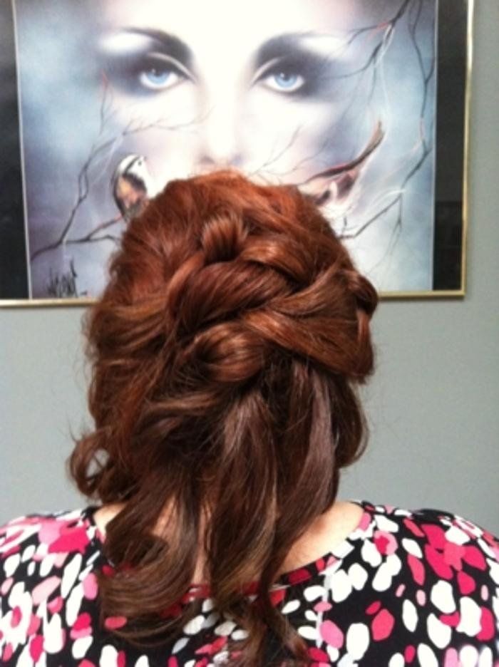 Dickinsfield Hairstyling - Edmonton Thumbnails