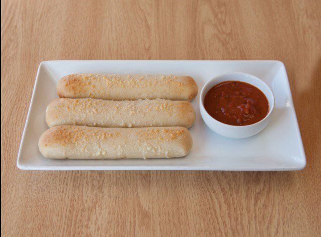 Nueva Italy Pizzeria - Chicago Thumbnails