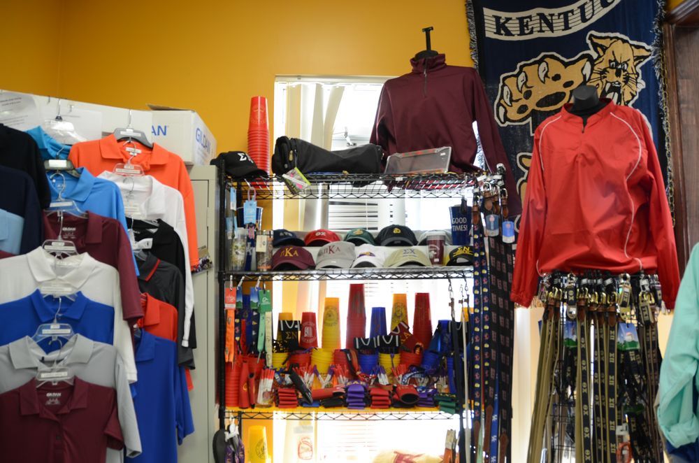 Greek Threads - Richmond Appearance