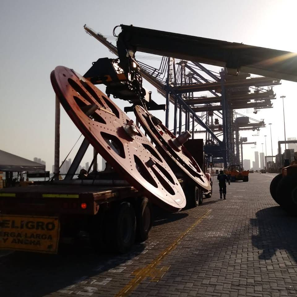 Gruas y soluciones industriales A R H S.A.S - Cartagena Wheelchairs